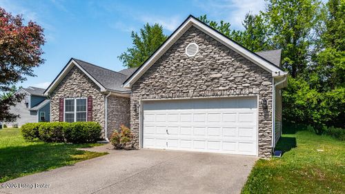 9011 Teak Dr, Louisville, KY, 40228 | Card Image