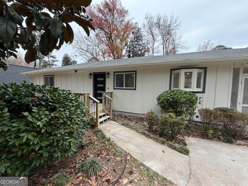 42 W Belle Isle Rd, Sandy Springs, GA, 30342-2534 | Card Image