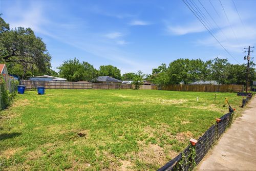 6206 & 6208 Ponca Street, Austin, TX, 78741 | Card Image