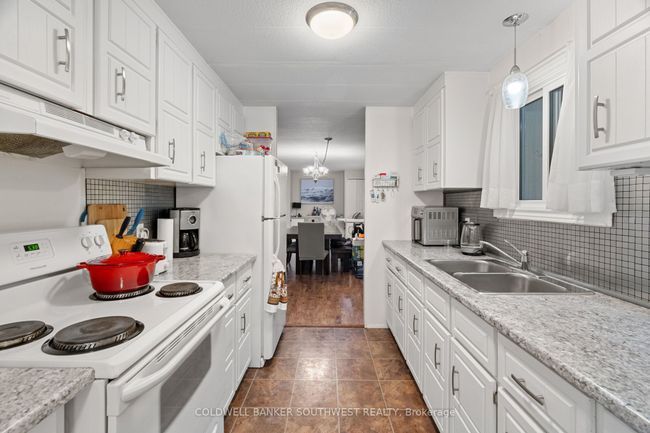 265 Pebble Beach Pky, House other with 2 bedrooms, 2 bathrooms and 2 parking in Grand Bend ON | Image 19