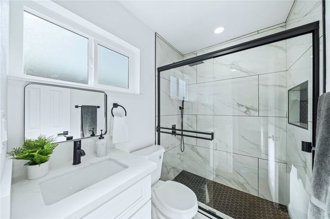 8026 Gribble St, House other with 5 bedrooms, 3 bathrooms and 4 parking in San Diego CA | Image 40