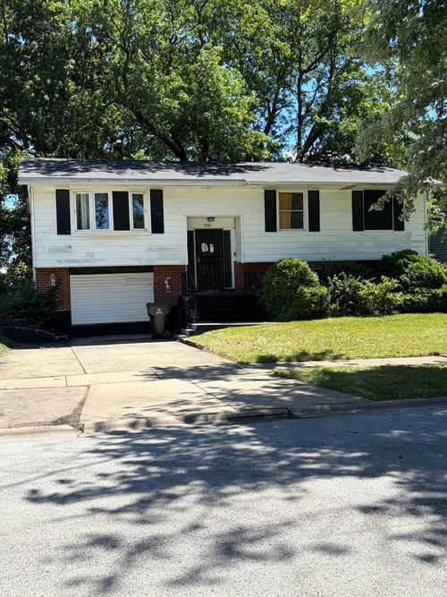 17101 Locust Dr, Hazel Crest, IL, 60429-1016 | Card Image