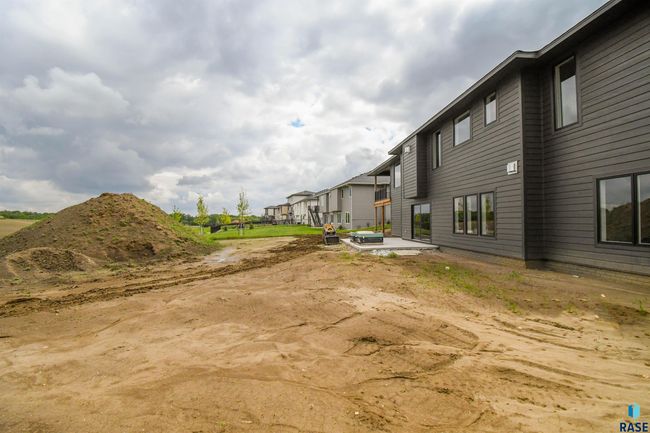 6504 E Hawker Trl, House other with 5 bedrooms, 4 bathrooms and null parking in Sioux Falls SD | Image 81