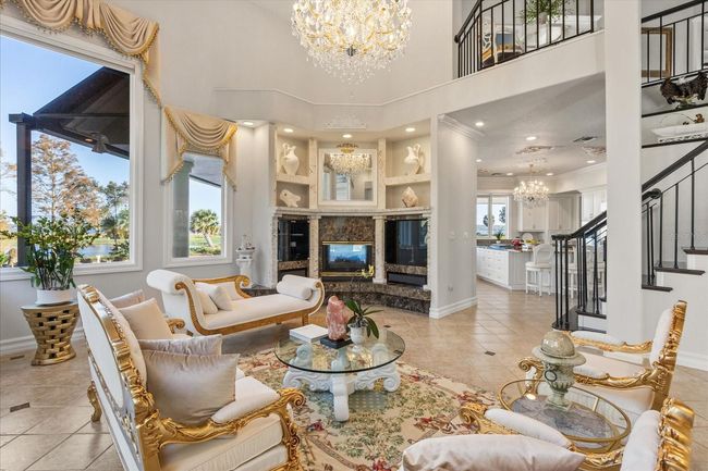 Living Room | Image 18
