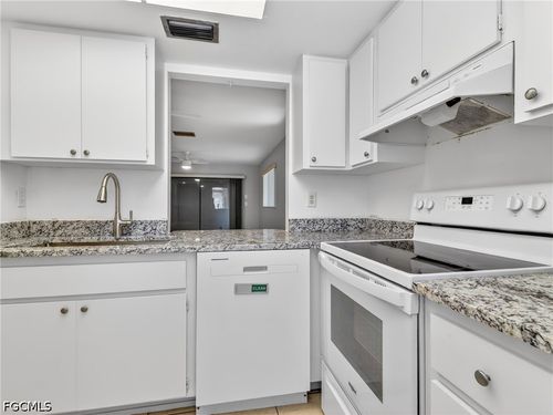110-2141 Se 15th Pl, CAPE CORAL, FL, 33990-4668 | Card Image