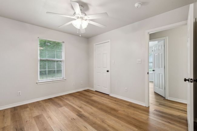 1113 E Jones St, House other with 3 bedrooms, 2 bathrooms and null parking in Sherman TX | Image 16