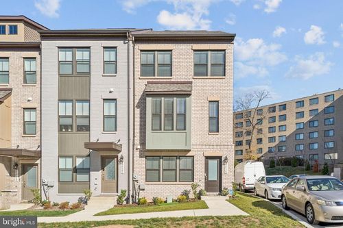 6025 Soho Way, HYATTSVILLE, MD, 20782-4055 | Card Image