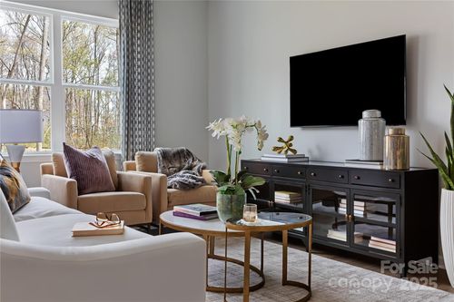 3037 Hutton Gardens Ln, Charlotte, NC, 28269-4910 | Card Image