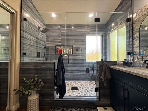 5392 Bullpen Drive, Fontana, CA, 92336 | Card Image