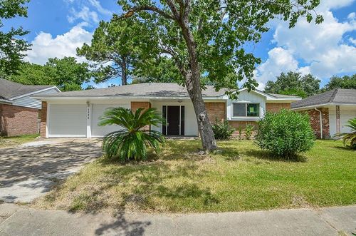 7522 Jackwood St, Houston, TX, 77074-4116 | Card Image