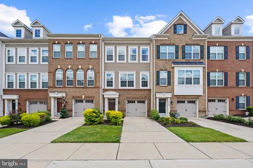 4718 Forest Pines Dr, UPPER MARLBORO, MD, 20772-2682 | Card Image