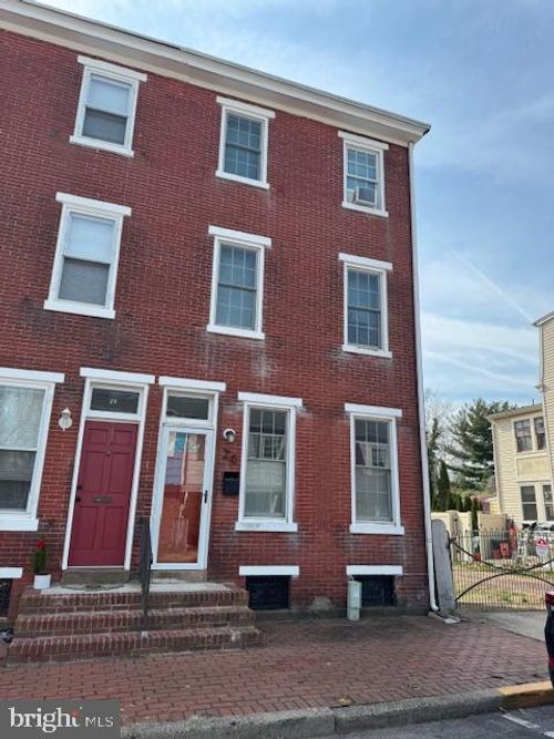 26 W Pearl St, BURLINGTON, NJ, 08016-1318 | Card Image