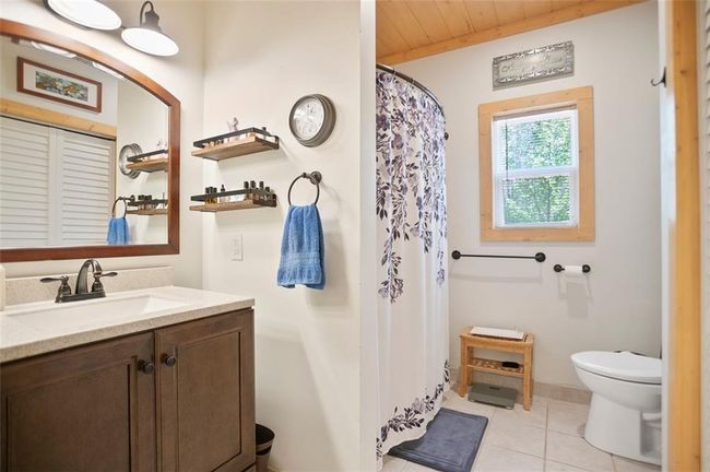 1466 Newport Dr, House other with 3 bedrooms, 3 bathrooms and 1 parking in Ellijay GA | Image 10
