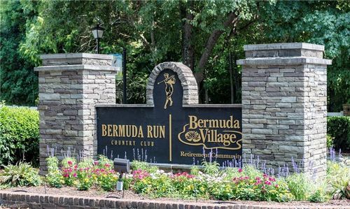 3106 Bermuda Village Dr, Advance, NC, 27006 | Card Image