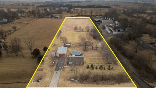 20117 W South Arsenal Rd, Wilmington, IL, 60481-9418 | Card Image