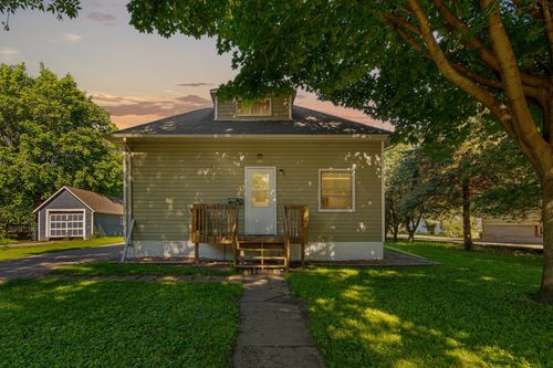 226 N Central Ave, Truman, MN, 56088-1002 | Card Image