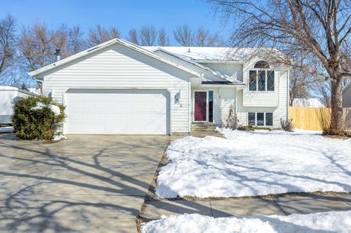 1618 16th Ave E, West Fargo, ND, 58078-3439 | Card Image