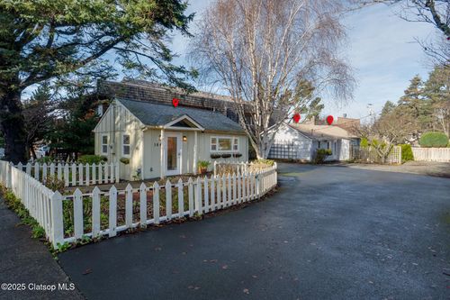164 Sunset Blvd, Cannon Beach, OR, 97110-3217 | Card Image