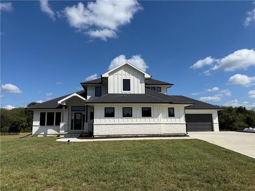 13311 Woodland Ranch Dr, Lone Jack, MO, 64086-5201 | Card Image
