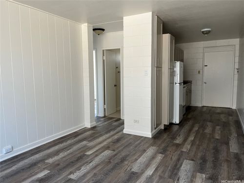 apt-2-3117 Paliuli St, Honolulu, HI, 96816-1473 | Card Image