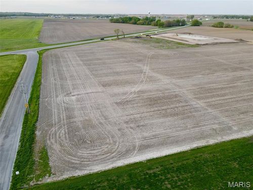 00 Us Highway 40, Highland, IL, 62249 | Card Image