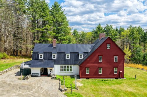 1302 Popple Dungeon Rd, Chester, VT, 05143-9891 | Card Image