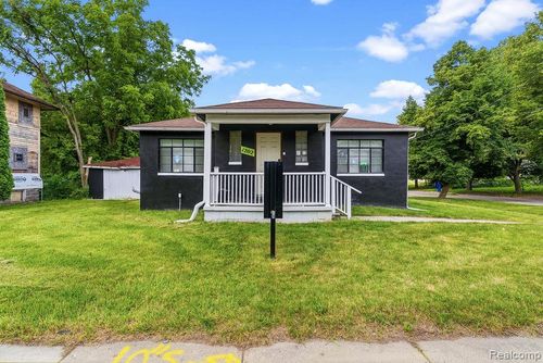 1202 S Grand Traverse Street, Flint, MI, 48502 | Card Image