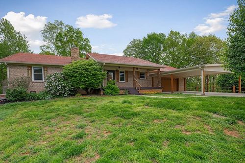 448 Daniels Ln, Celina, TN, 38551-5649 | Card Image