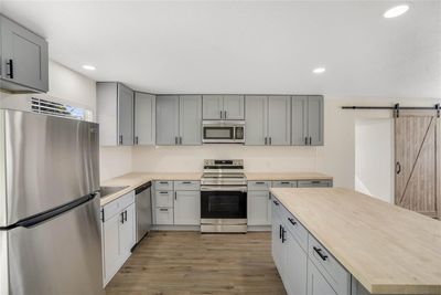 Brand new kitchen | Image 2