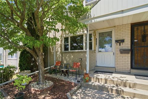 2005 S Hall St, ALLENTOWN, PA, 18103-8516 | Card Image