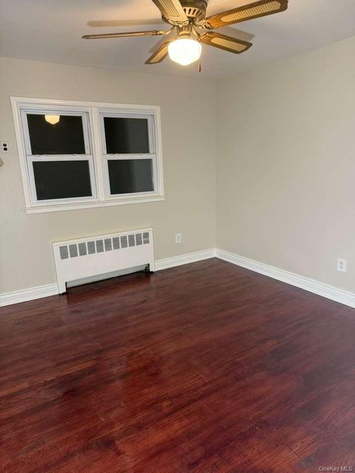 2-168 Bennett Ave, Yonkers, NY, 10701-6310 | Card Image