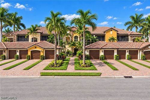 2422-9521 Avellino Way, NAPLES, FL, 34113-8244 | Card Image