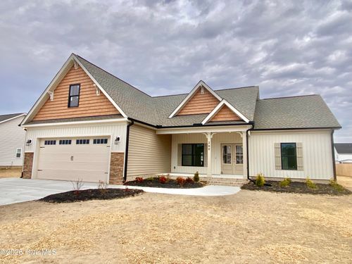 209 Rae Dr, Pikeville, NC, 27863-4703 | Card Image