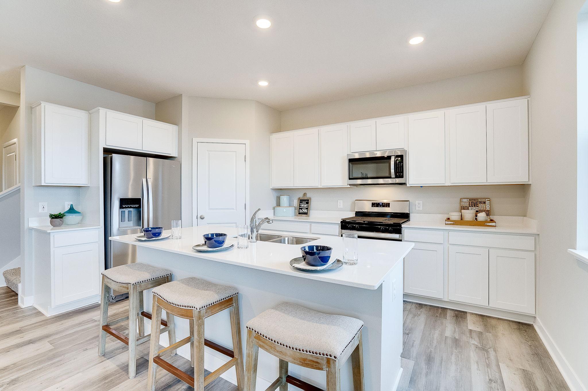 Pleasant Ave, Shakopee, MN 55379