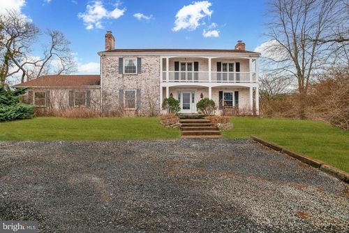 9033 Old Waterloo Rd, WARRENTON, VA, 20186-7544 | Card Image