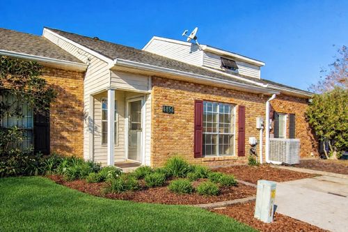 6856 Gail St, Houma, LA, 70364-2695 | Card Image