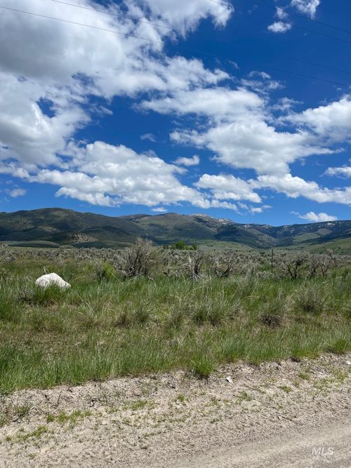 21 S 100 E, Oakley, ID, 83346 | Card Image