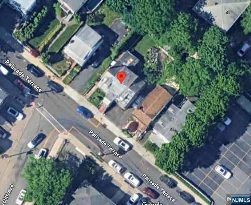 19 Palisade Ter, Edgewater, NJ, 07020-1513 | Card Image