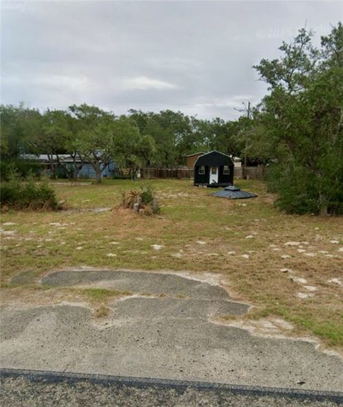2230 Highway 35 N, Rockport, TX, 78382-3324 | Card Image