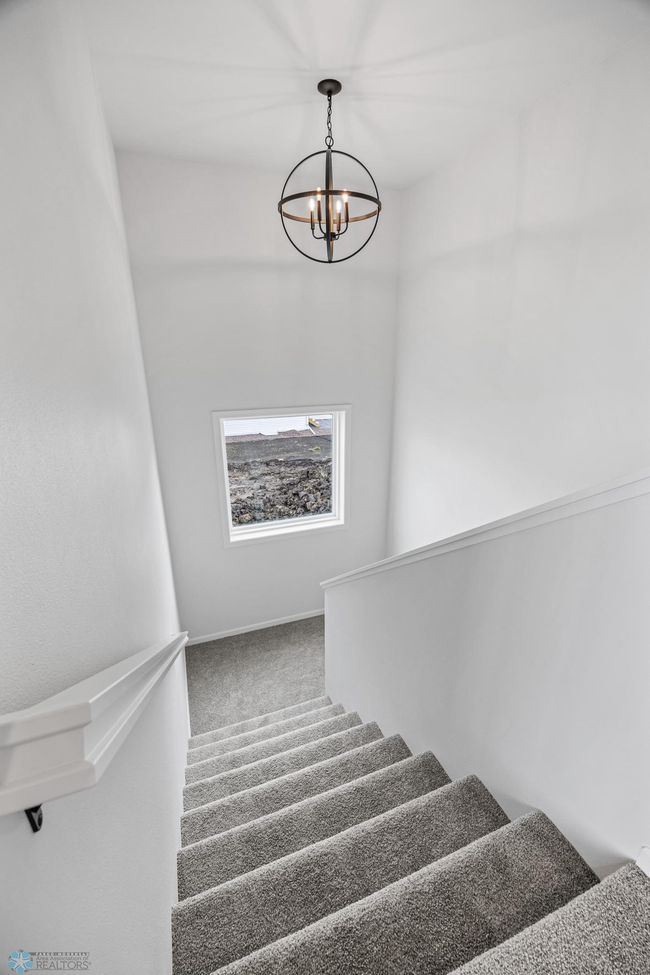 Photos of Previous Model | Image 28