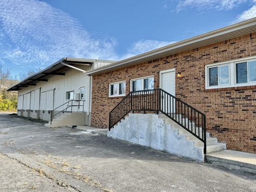 239 James St, Gallatin, TN, 37066-3728 | Card Image