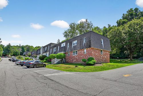 apt-88-22 Crescent Dr, Thiells, NY, 10984-1653 | Card Image