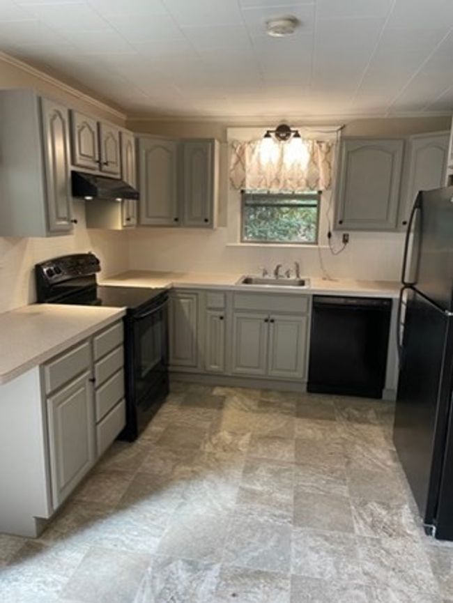 232 Whalom Rd, House other with 1 bedrooms, 1 bathrooms and 2 parking in Lunenburg MA | Image 5