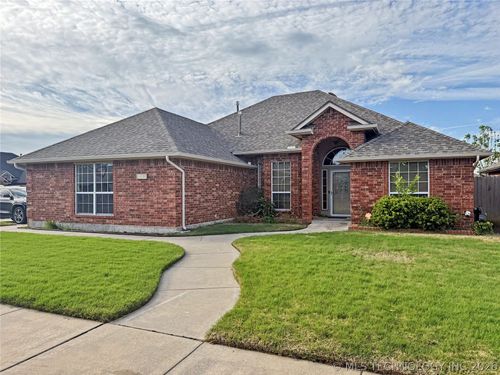500 Sw 160th Street, Oklahoma City, OK, 73170 | Card Image