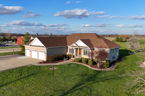 3095 N 5000w Rd, Kankakee, IL, 60901-8284 | Card Image