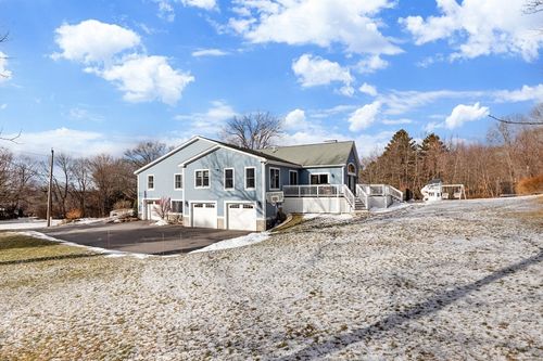 44 Tyler Rd, Lexington, MA, 02420-2429 | Card Image