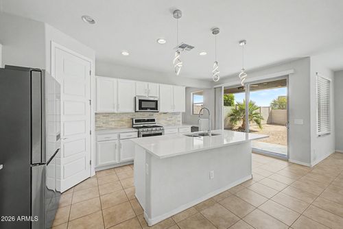 5659 N 87th Dr, Glendale, AZ, 85305-2226 | Card Image