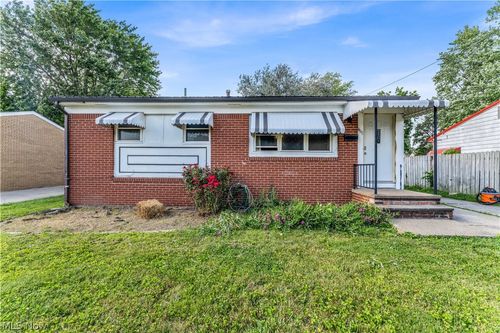 567 Walnut Street, Elyria, OH, 44035 | Card Image