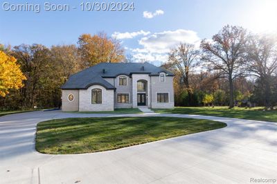 49825 9 Mile Road, Home with 4 bedrooms, 4 bathrooms and null parking in Novi MI | Image 2