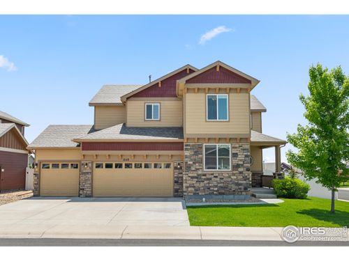 848 Shirttail Peak Dr, Windsor, CO, 80550-3247 | Card Image